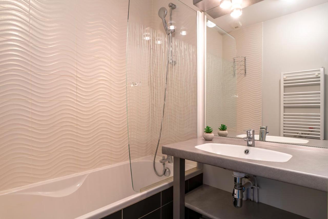 Les Thermes 530 - Vue Mer A 100M De La Plage コンカルノー エクステリア 写真